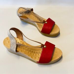 MALU super Comfort Women’s Tropical Red And Silver Strap  Sandal Size 8